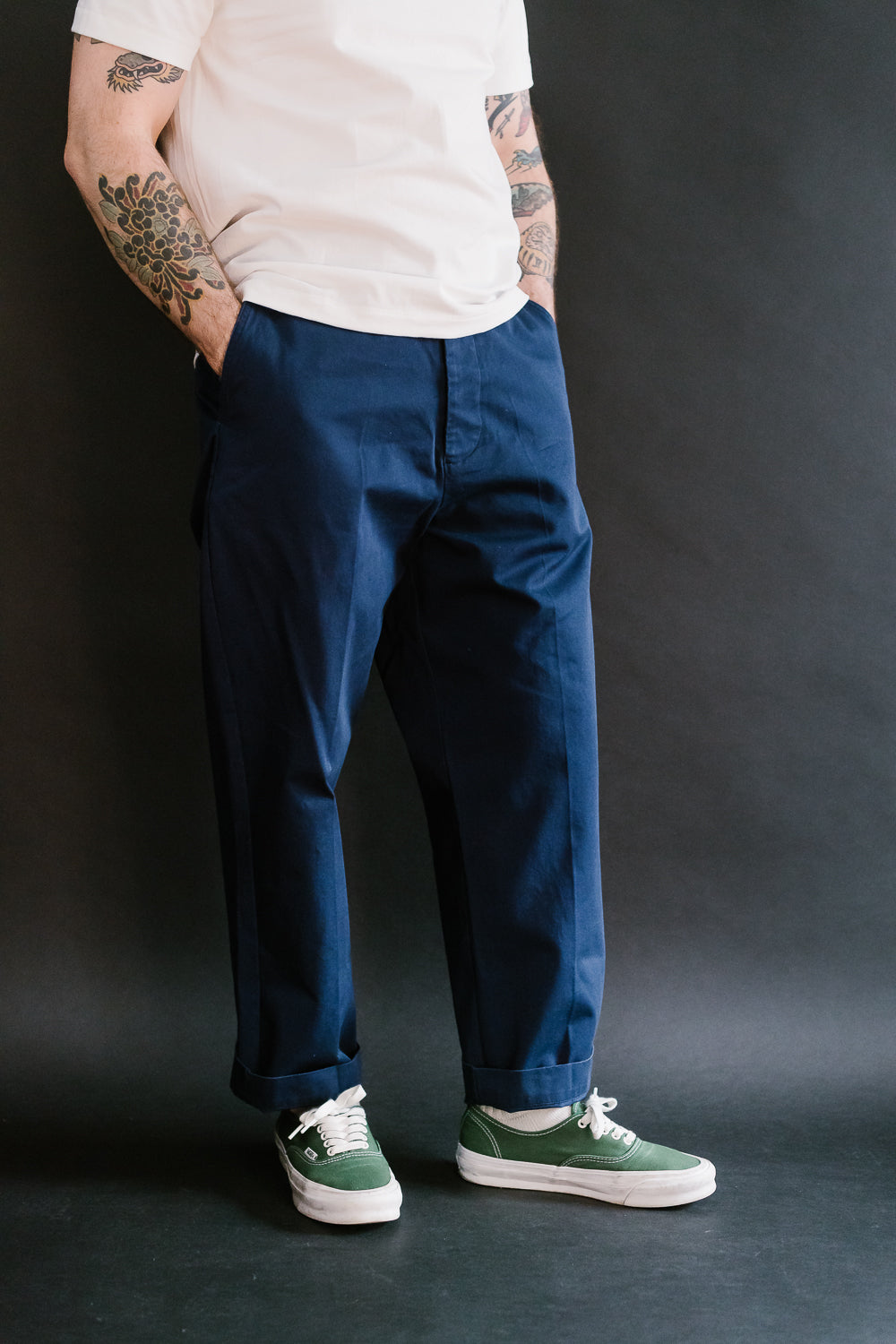 CHINO01.66 - 9.2oz Organic Cotton Twill Chino Relaxed Fit - Ink Blue