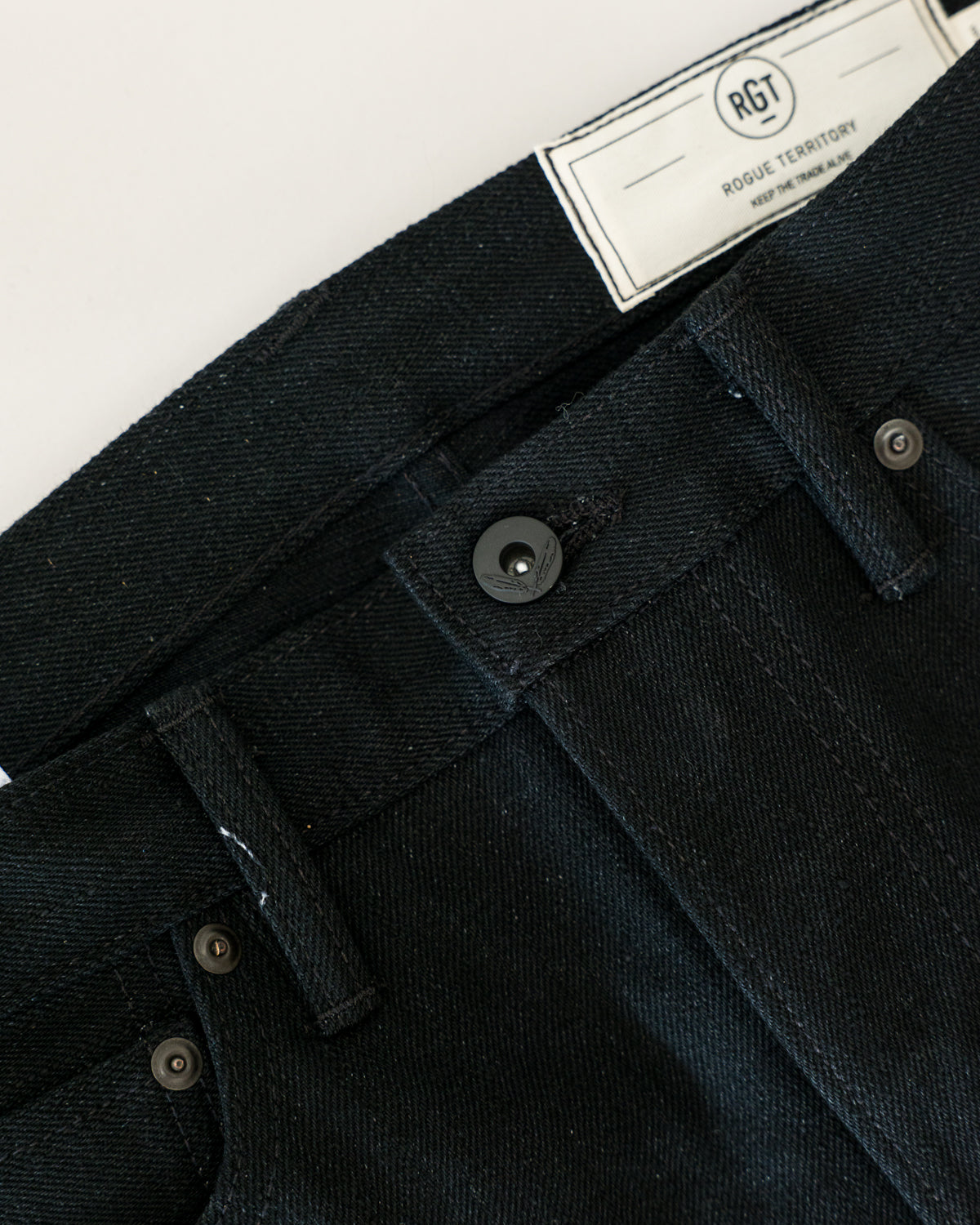 17oz - Cryptic Stealth Selvedge - SK Fit