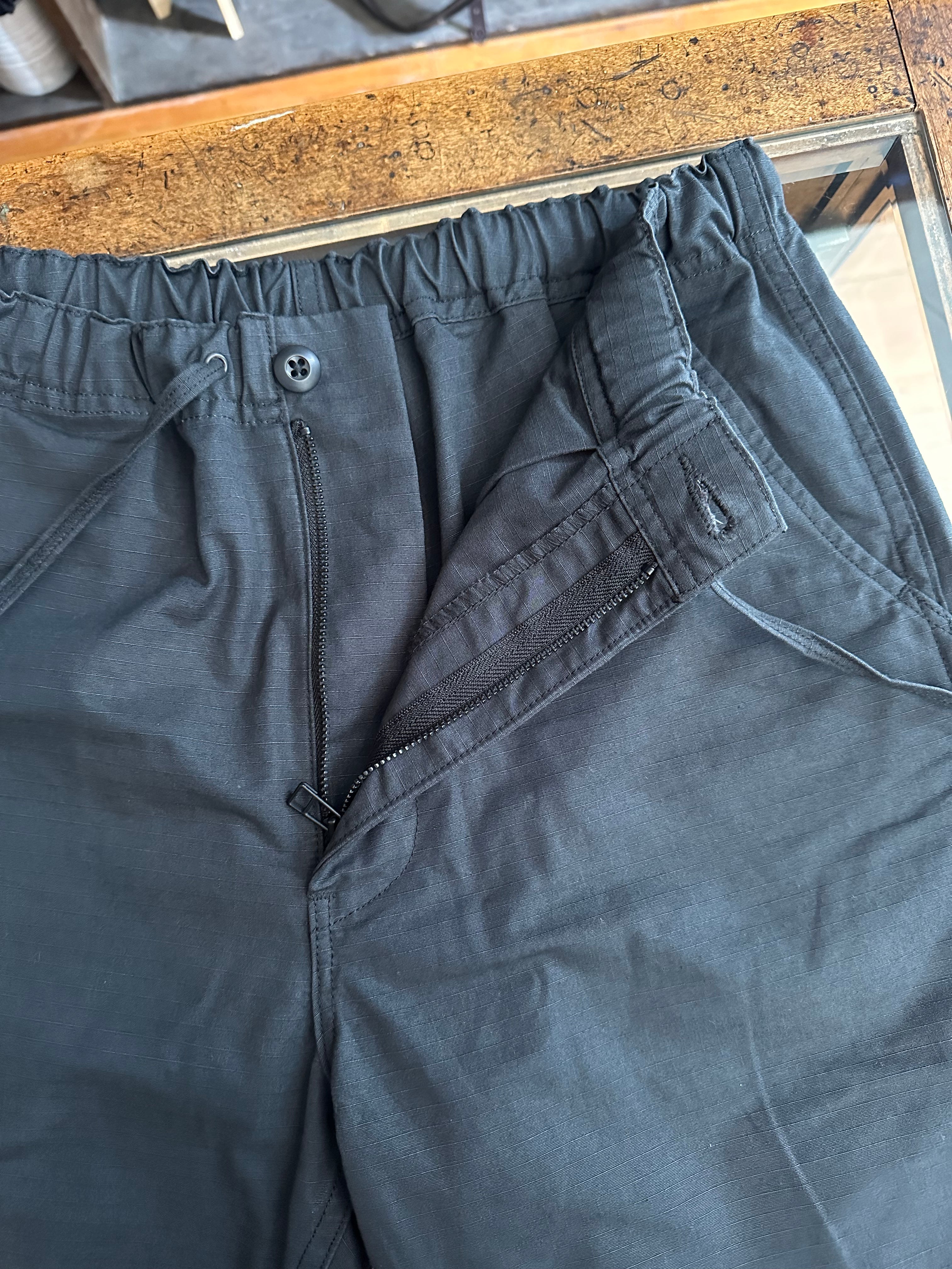 Gently Used orSlow New Yorker Shorts - Sumi Black Ripstop - 1