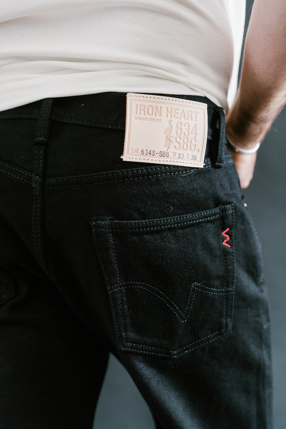 IH-634S-SBG - 21oz Selvedge Denim Straight Cut - Superblack (Fades to Grey)