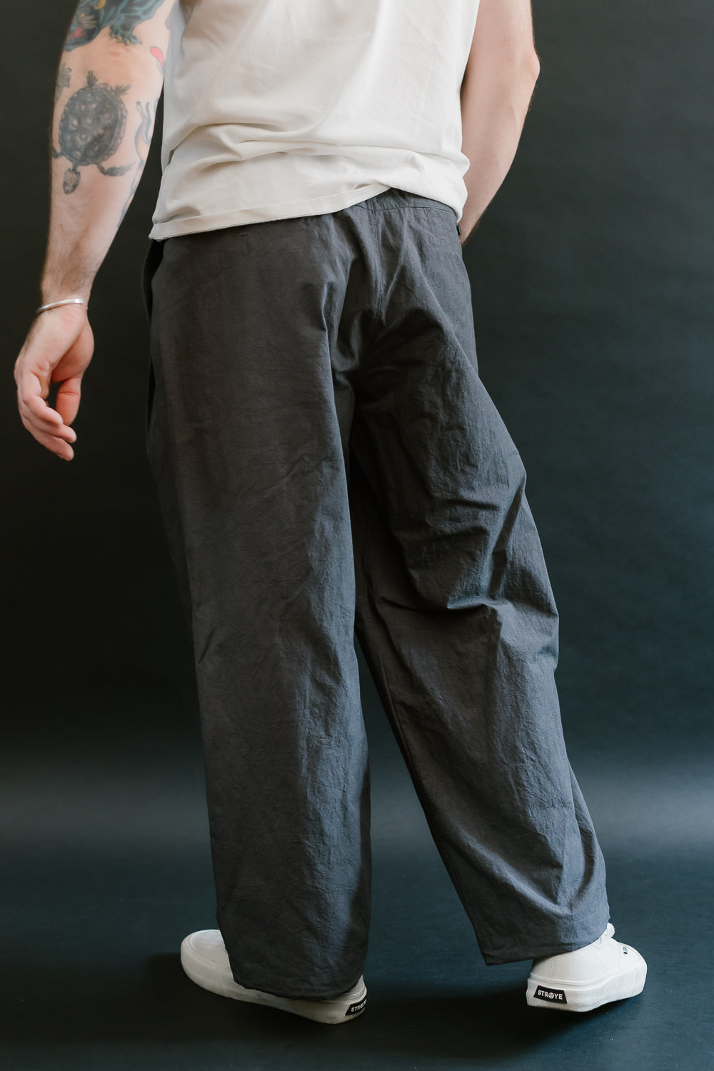 CL Baggy Trouser - 31 Dark Gray