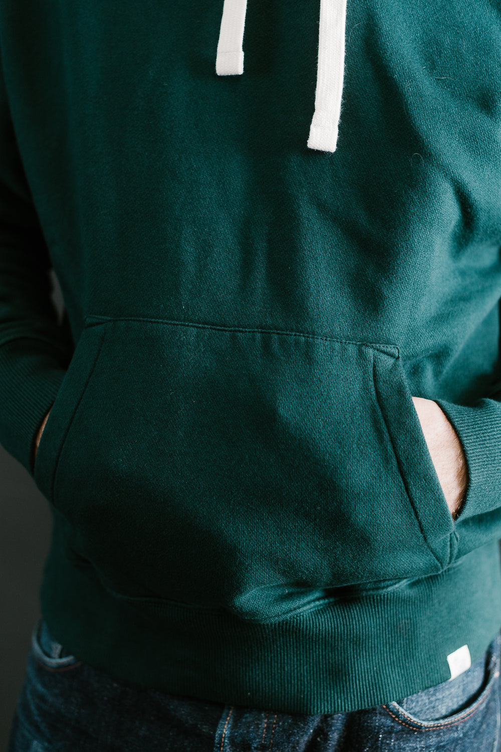 HD31.601 - 13oz Athletic Hoodie Relaxed Fit - College Green ...