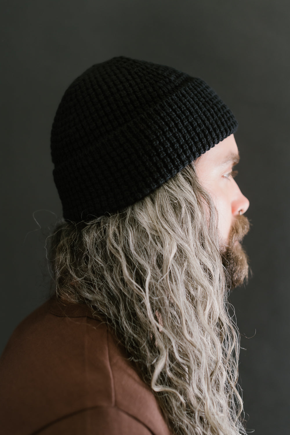 MWBN06.99 - Waffle Structure Sturdy Beanie Merino Wool  - Deep Black