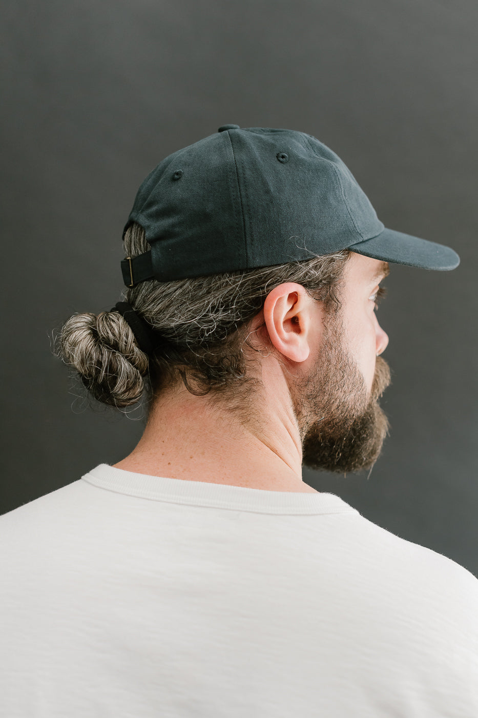 CAP01.98 - Low Profile Swan Logo Cap - Charcoal