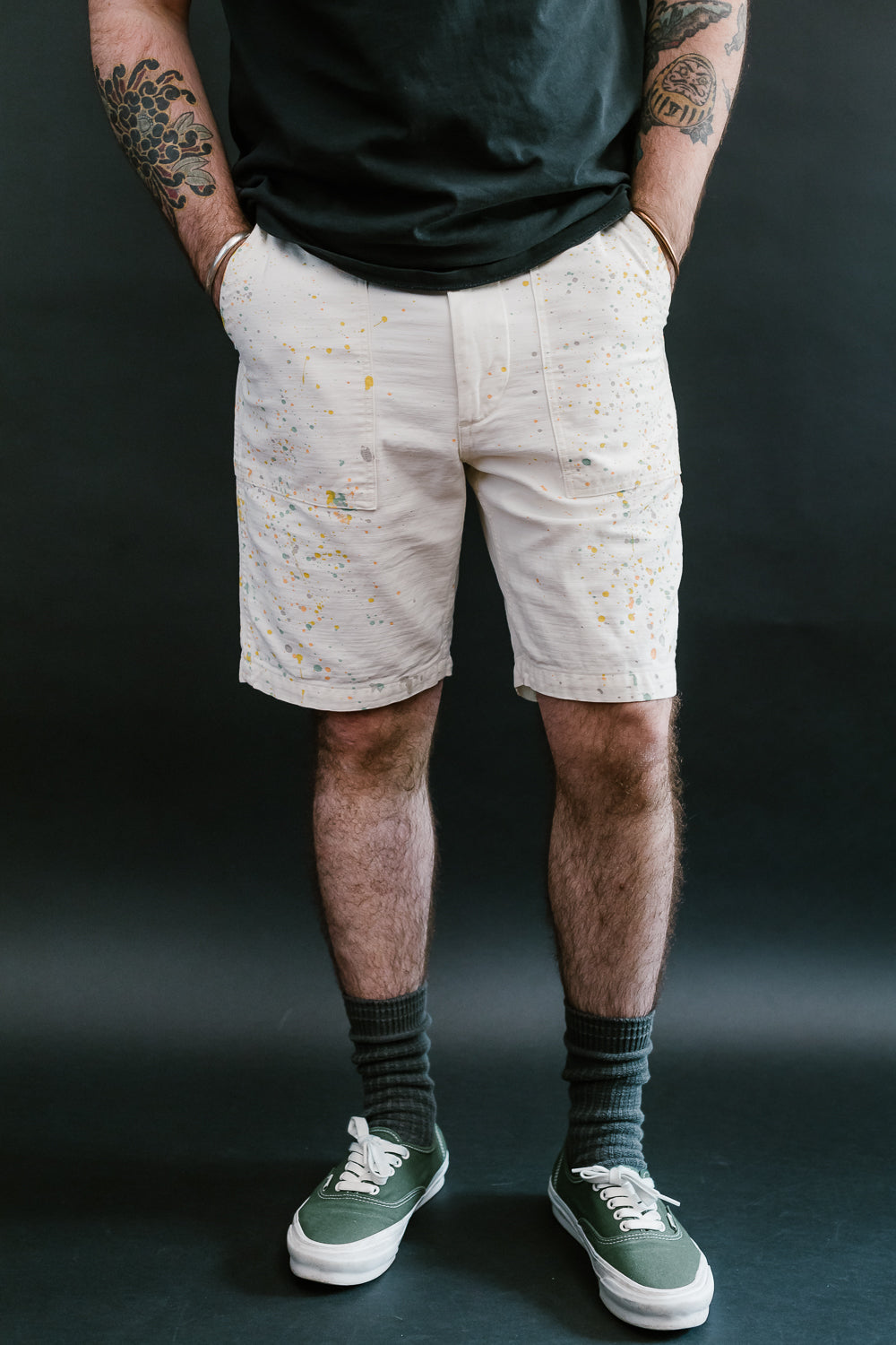 01-7002-P66 - Fatigue Shorts with Paint - Ecru | James Dant