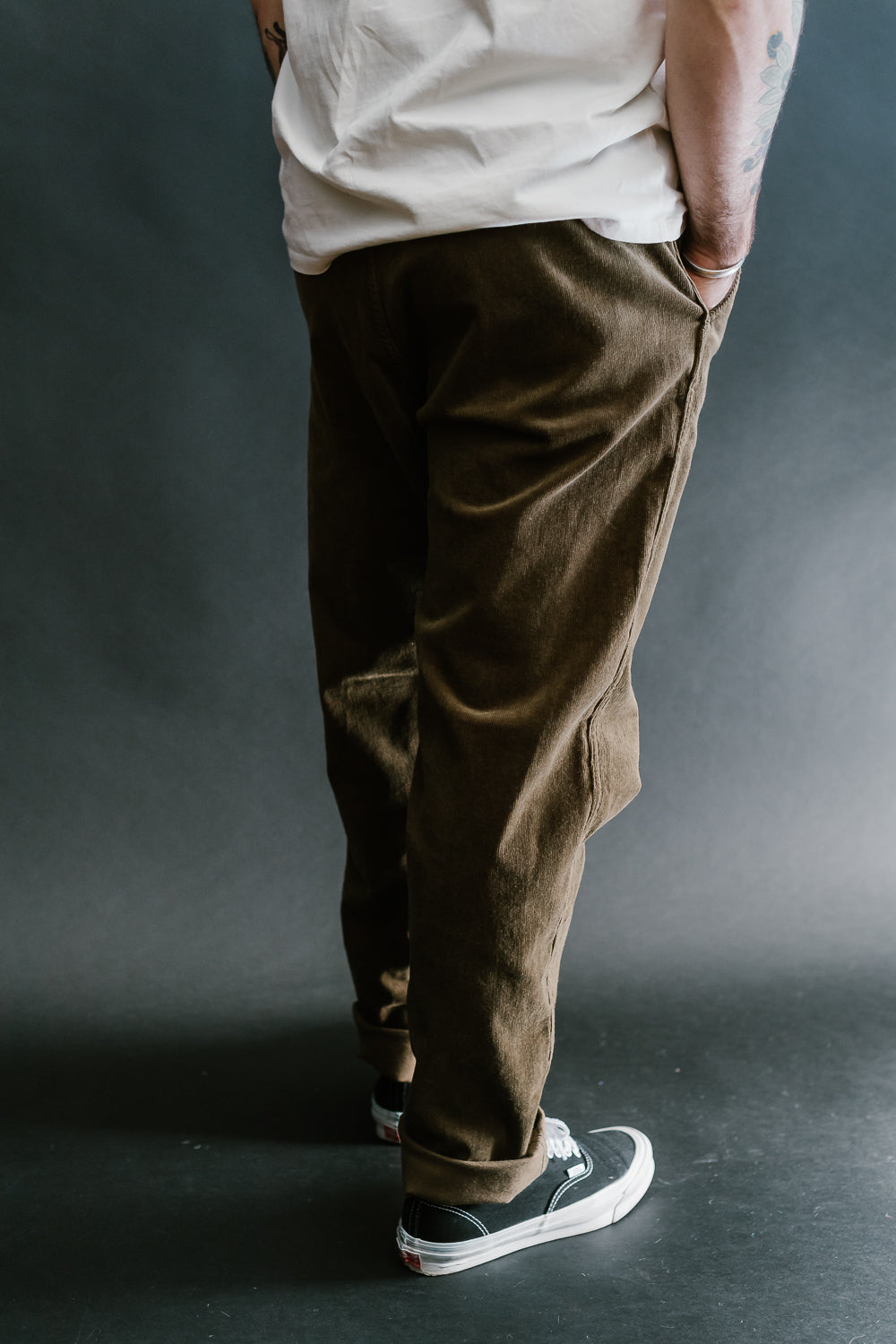 03-1002-C71 - New Yorker Pant Stretch Corduroy - Light Gray