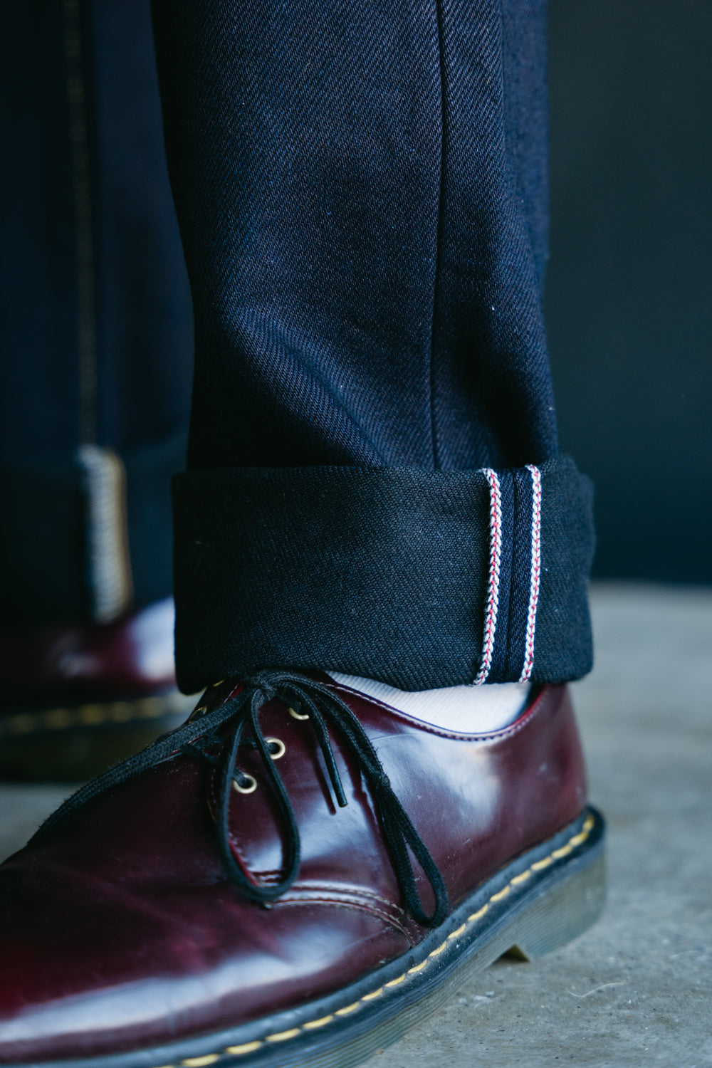 Men's Selvedge Slim Tapered Jeans in Indigo - Thursday