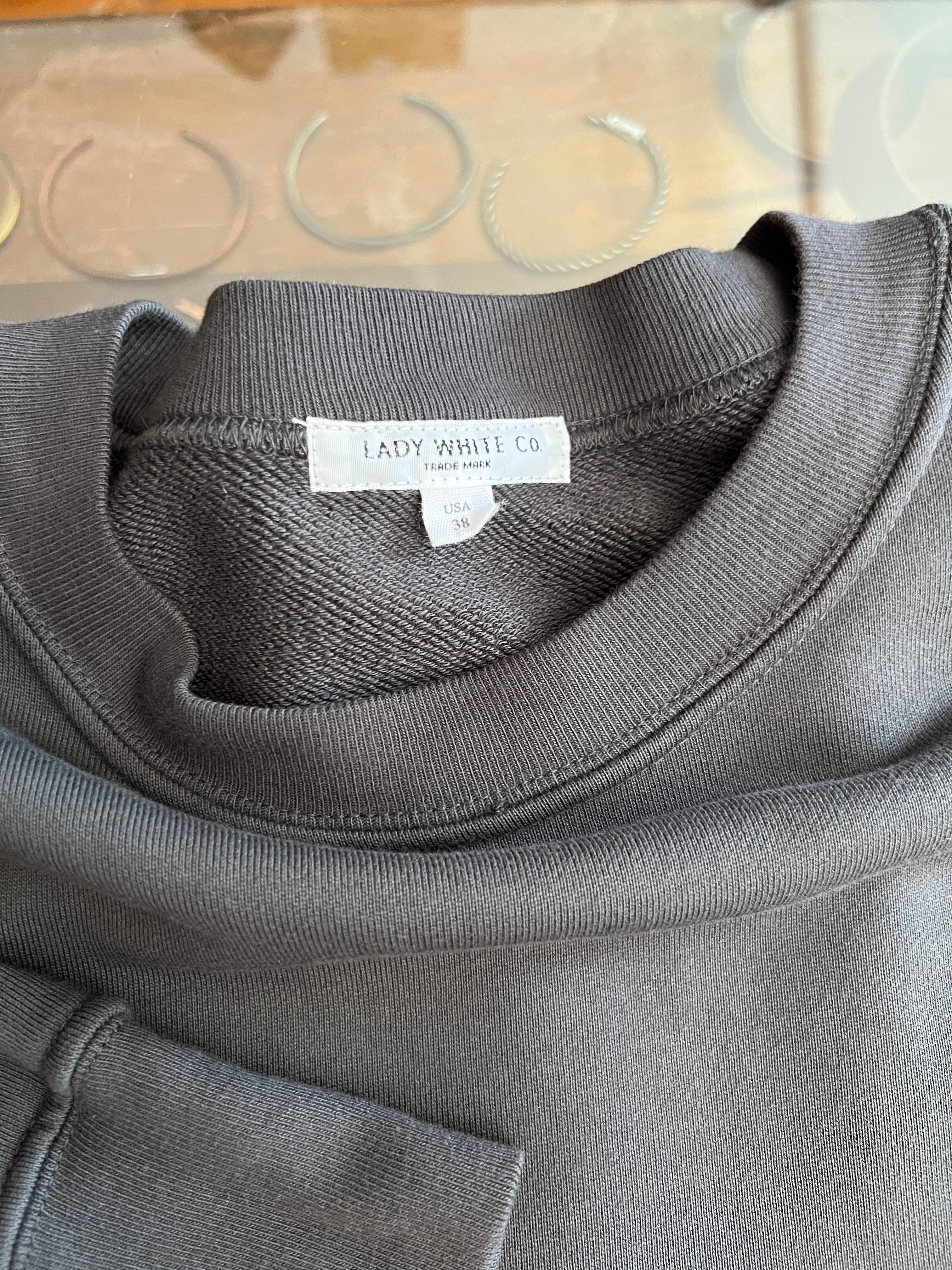 Gently Used Lady White Co. Relaxed Sweatshirt - 38/Medium - 