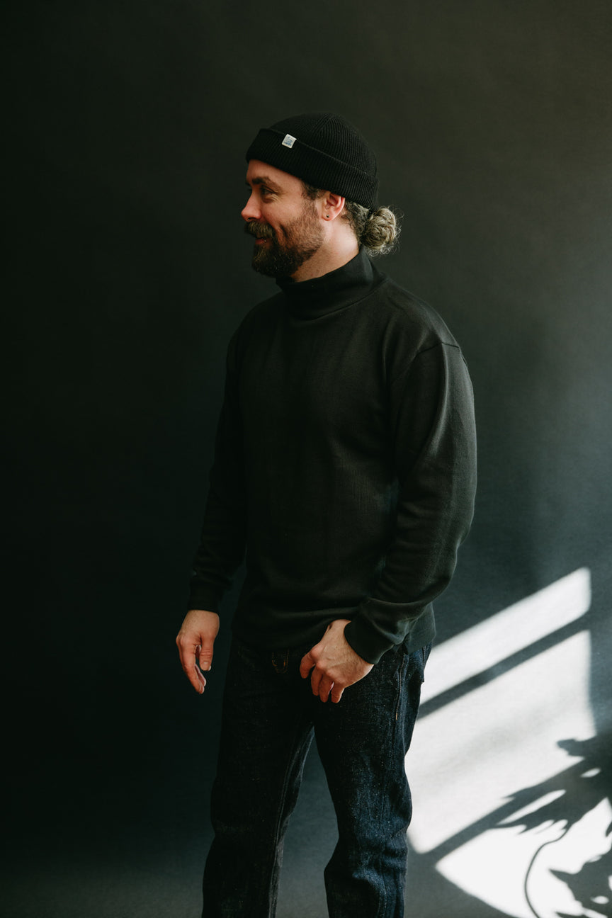 Pima Highneck Sweater - 07 Black
