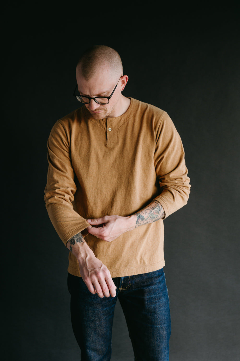 Henleyneck L/S T-Shirt - 00 Brown Cotton | James Dant