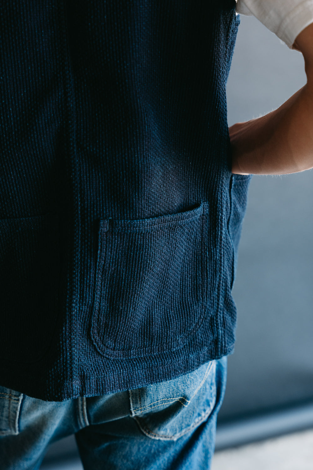 04-062 - Sashiko Hunting Vest - Indigo | James Dant