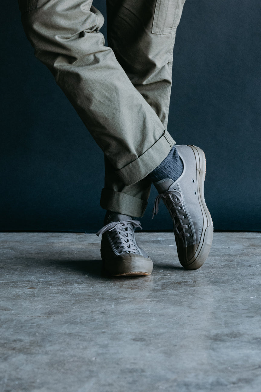 Gym Classic Sneaker - Gray