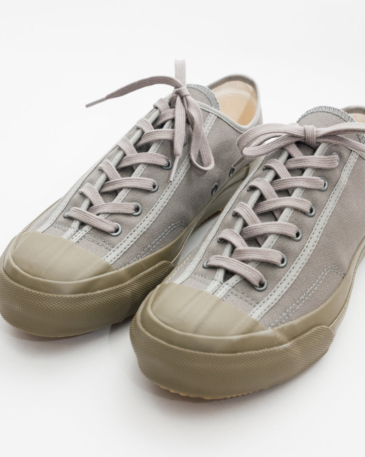 Gym Classic Sneaker - Gray | James Dant